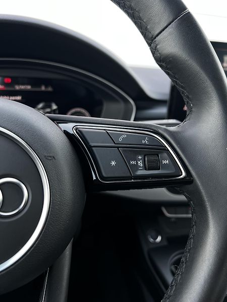 Audi A4 35TDI 120kW Sport S-Tronic DPH - fotka 13 z 26