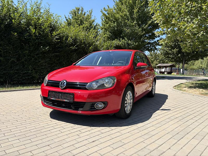 Volkswagen Golf 1.4 75kw Trend - fotka 2 z 29