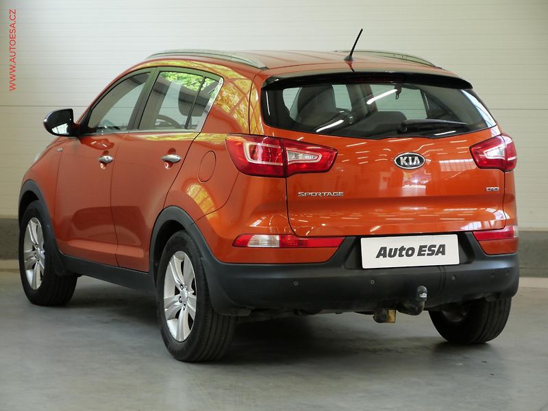 Kia Sportage (2011) 2.0 CRDi 4x4, ČR, AC, TZ - fotka 6 z 22