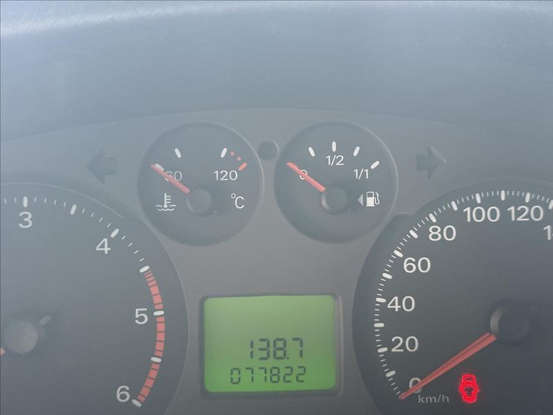 Ford Transit 2,2   TDCi,1.MAJ,MINIBUS,TAŽNÉ - fotka 12 z 23