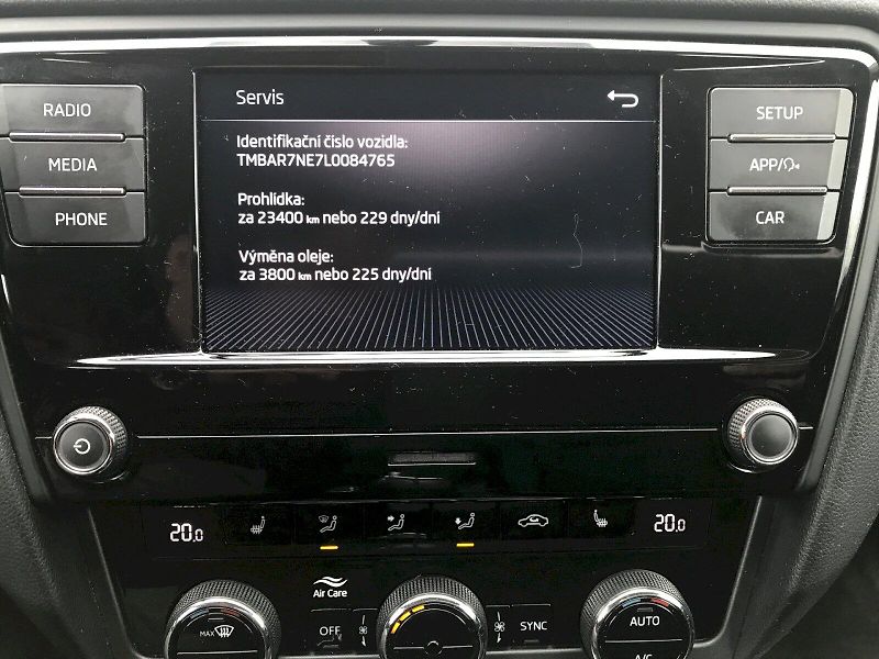 Škoda Octavia (2019) Ambition 1,5 TSI - fotka 13 z 25