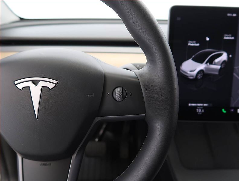 Tesla Model Y (2022) Long Range AWD 79kWh, SoH 93% - fotka 29 z 33