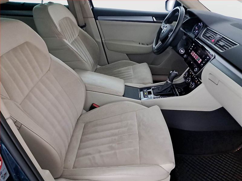 Škoda Superb (2018) 2.0 TDI, Automat, Bi-Xenony - fotka 9 z 22