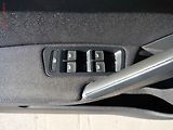 Volkswagen Golf (2015) 2.0 TDi VII, Highline - náhled 14