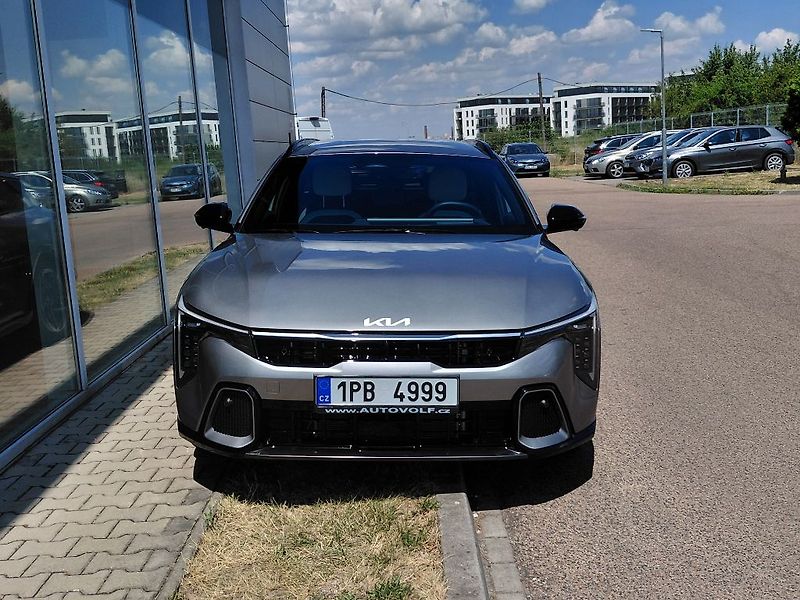 Kia K4 GT-LINE 1,6 T-GDi GPF 7DCT 132 - fotka 5 z 12