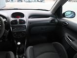 Peugeot 206 (2006) 1.4 HDI, po STK, Klima - náhled 8
