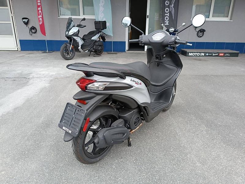 Piaggio Liberty 125 3V (2024) Liberty 125 S 3V Grigio Materi - fotka 7 z 8