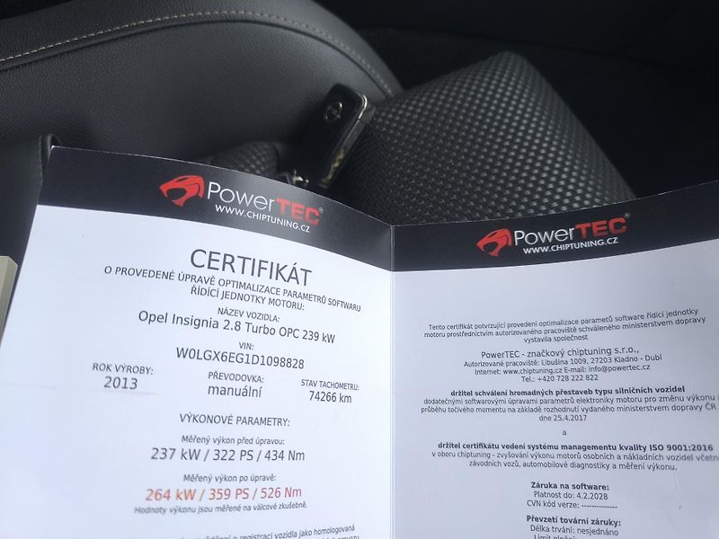 Opel Insignia OPC 2,8BITURBO 360K,4X4,VÝBAVA - fotka 20 z 29