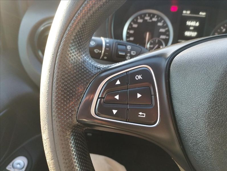 Mercedes-Benz Vito 1,8 CDi 100KW DPH, 9/Míst ČR - fotka 12 z 17