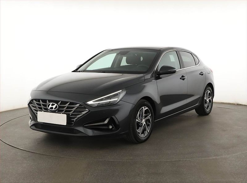Hyundai i30 (2023) SMART 1.0 T-GDI, Automat, ČR - fotka 2 z 19