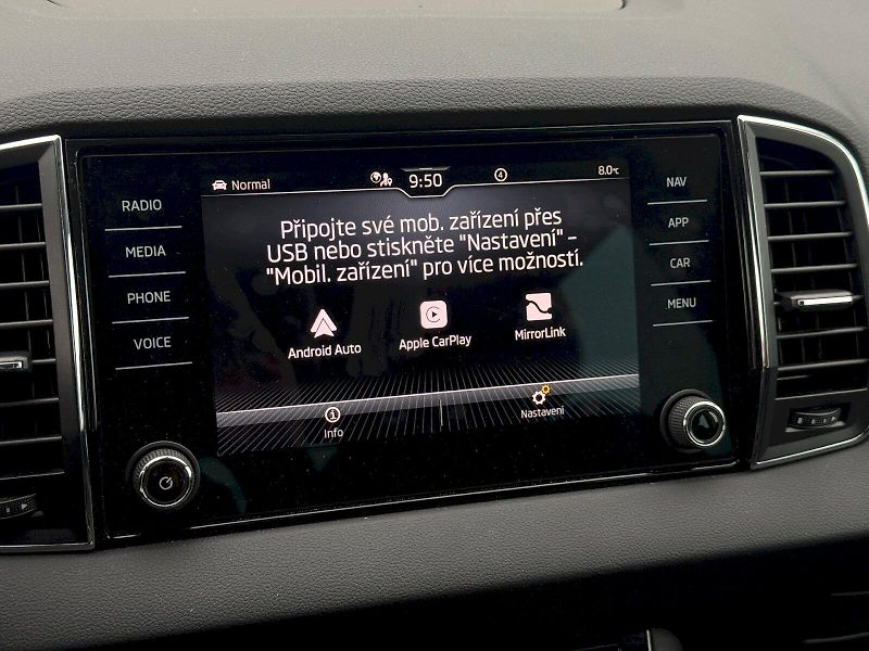 Škoda Karoq (2023) 1.5 TSI 110 kW DSG Style - fotka 16 z 25