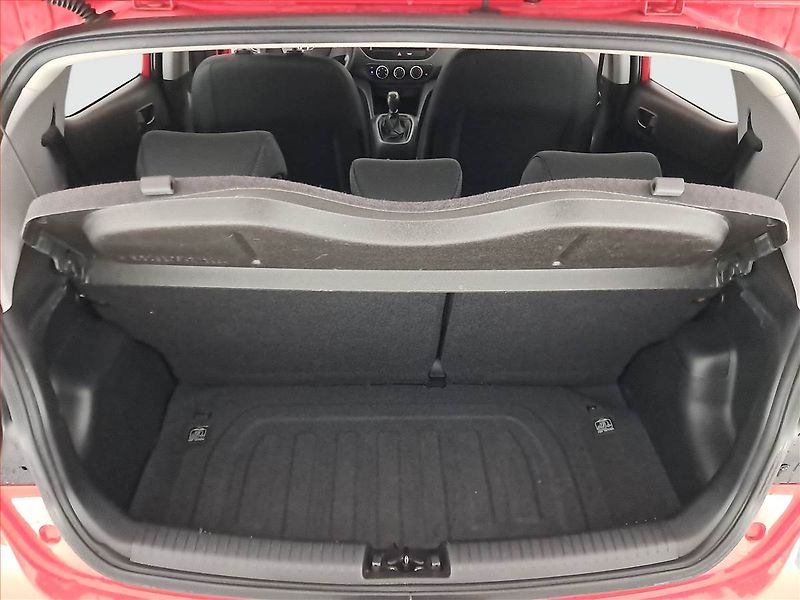 Hyundai i10 (2018) 1.0, Serv.kniha - fotka 14 z 16