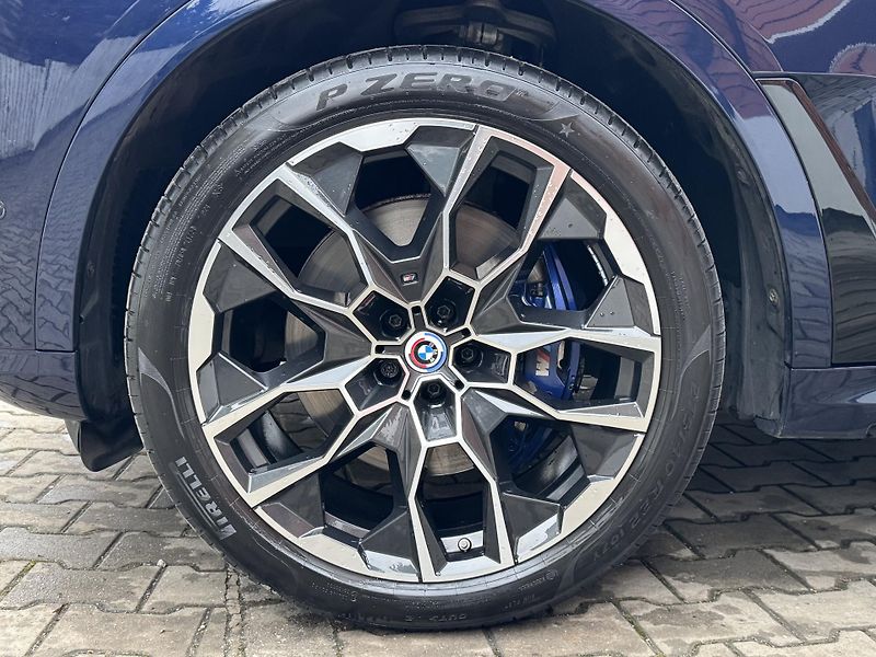 BMW X7 40i-INDIVID-MASÁŽE-R22-TAŽ. - fotka 47 z 47
