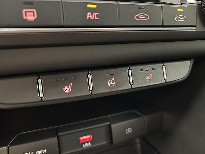 Kia Ceed 1.5 T-GDI Fresh - fotka 13 z 22