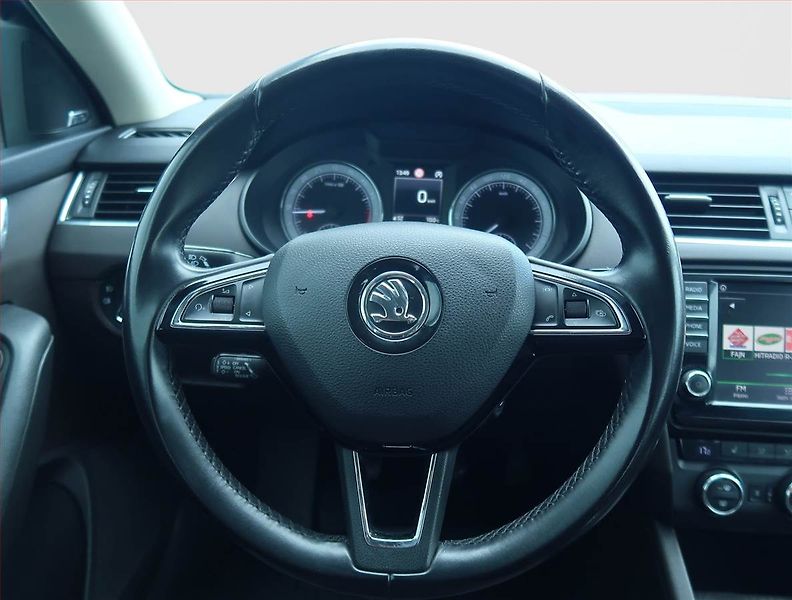 Škoda Octavia (2015) Laurin&Klement 2.0 TDI - fotka 15 z 19