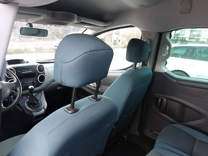 Citroën Berlingo 1,6HDi MULTISPACE 1.MAJITEL !! - fotka 19 z 32