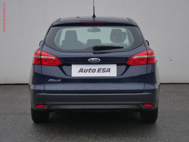 Ford Focus (2016) 1.5TDCi, ČR, AC, navi - fotka 5 z 18