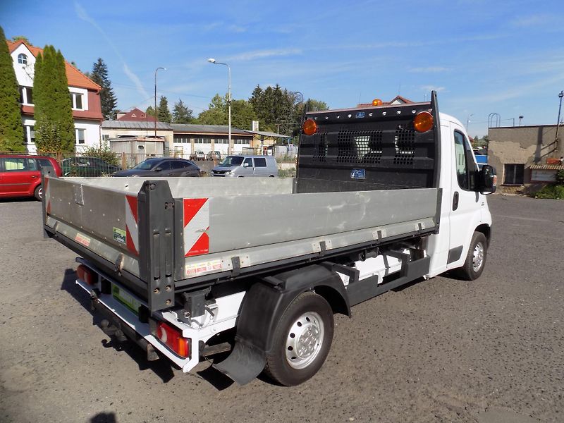 Fiat Ducato (2016) 2,3 96KW 3STR.SKLÁPĚČ - fotka 7 z 38
