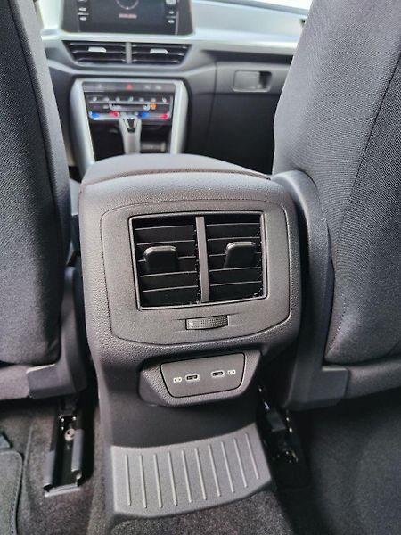 Volkswagen T-Roc (2025) - fotka 16 z 16