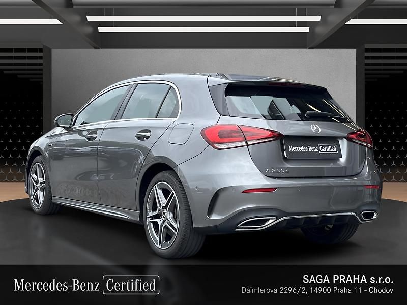 Mercedes-Benz Třídy A A-Třída 250e AMG Line - fotka 7 z 18