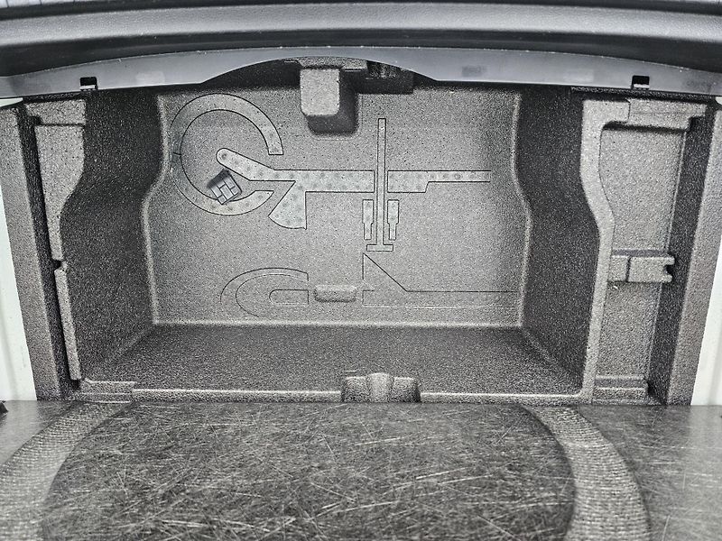 Škoda Octavia 2.0TDI 110kW kombi automat  - fotka 17 z 31