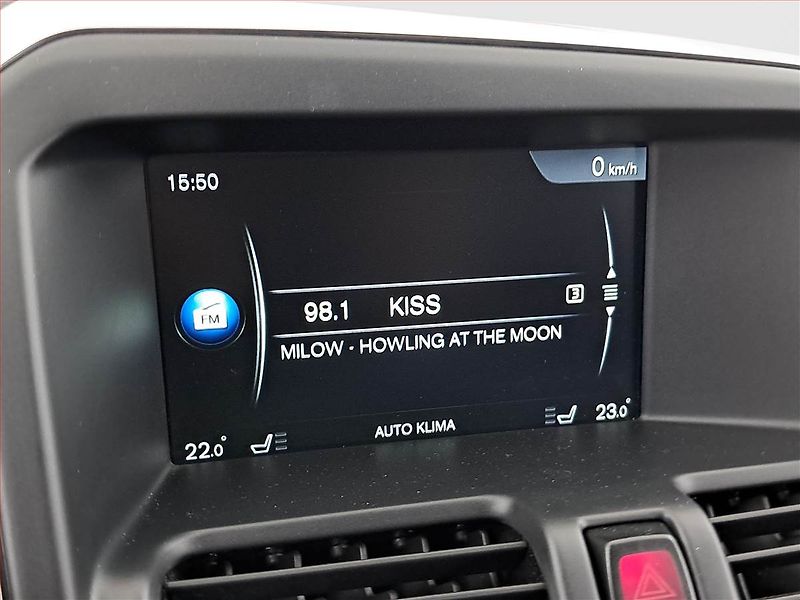 Volvo XC60 (2015) D4 AWD, 4X4, Automat - fotka 15 z 21