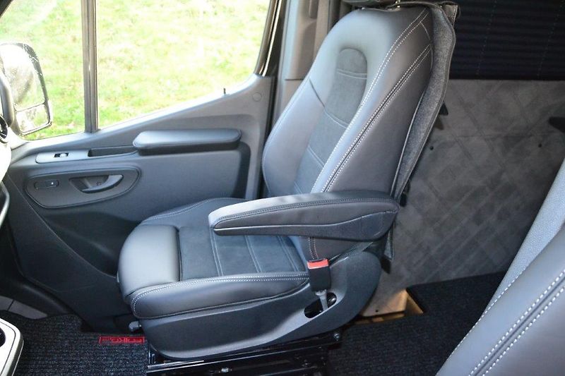 Mercedes-Benz Sprinter 319 Camper Family - fotka 13 z 51