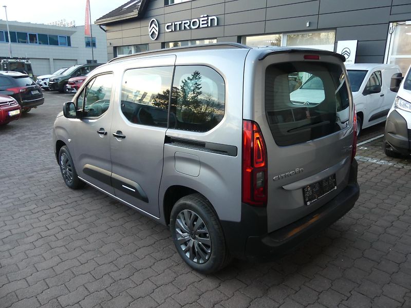 Citroën Berlingo (2026) PLUS Petrol 110k Manual - fotka 6 z 21