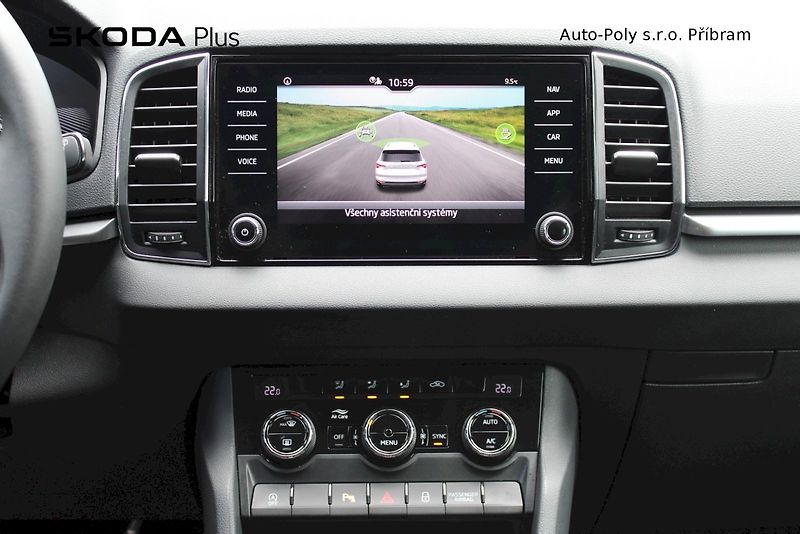 Škoda Karoq (2024) Ambition 1.5TSI / 110kW 6°MP - fotka 15 z 24