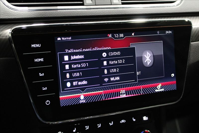 Škoda Superb 2,0 TSI 200 KW Sportline 4x4 D - fotka 26 z 35