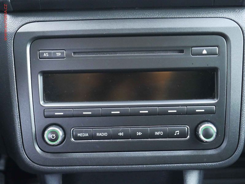 Škoda Fabia (2014) 1.2TSi, ČR, AC, tempo - fotka 12 z 15