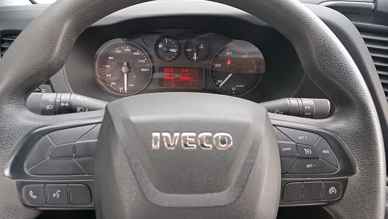Iveco Daily 35S16V 78t km !! 16m3 klima - fotka 15 z 19