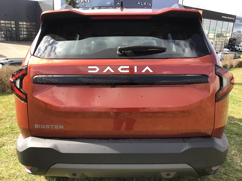 Dacia Bigster (2026) MAX. VÝBAVA JOURNEY EL. KUFR  - fotka 7 z 16