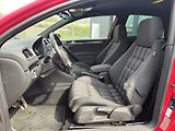 Volkswagen Golf 2.0 TSi/155kW GTI ČR 1.Maj. - náhled 13
