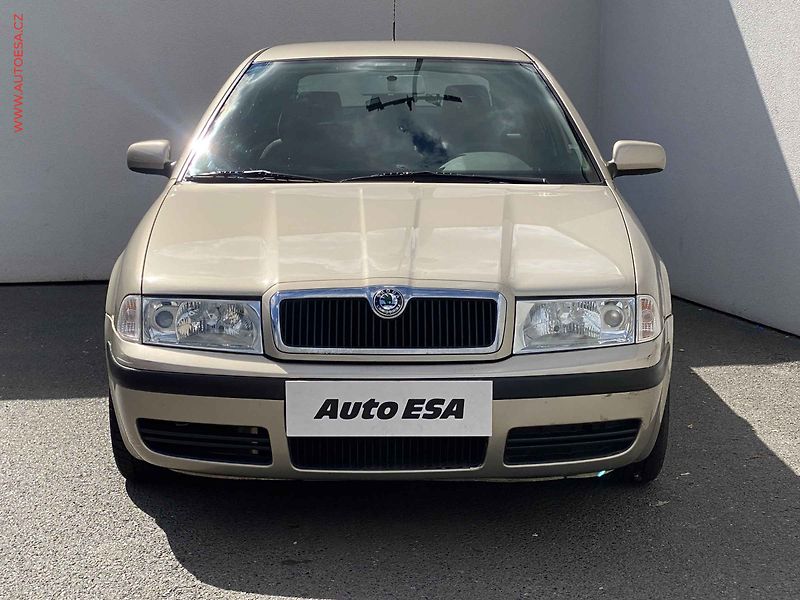 Škoda Octavia (2004) 1.9 TDi, 1.maj,ČR, AC, STK7 - fotka 2 z 16