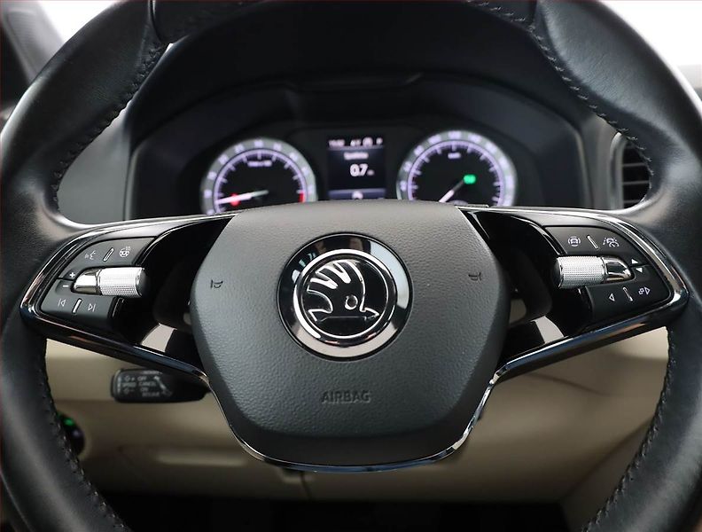 Škoda Karoq (2020) Style 1.6 TDI - fotka 8 z 20