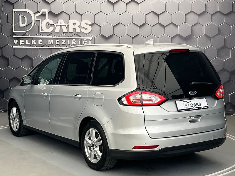 Ford Galaxy 2.0 EcoBlue Titanium 140 kW - fotka 2 z 50