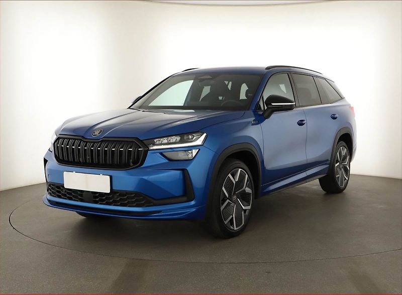 Škoda Kodiaq (2025) 2.0 TDI, Sportline, Navigace - fotka 2 z 21