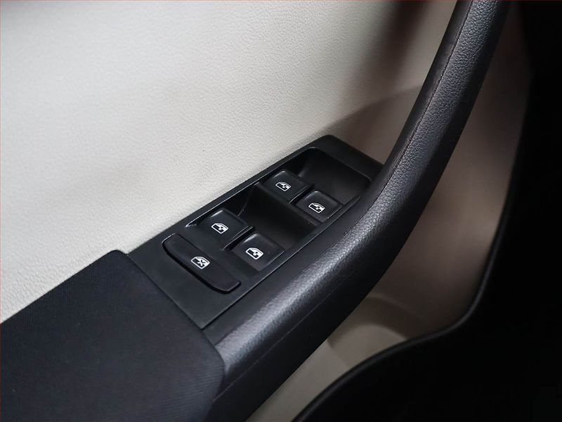 Škoda Fabia (2016) Style 1.2 TSI, Park. senzory - fotka 16 z 16