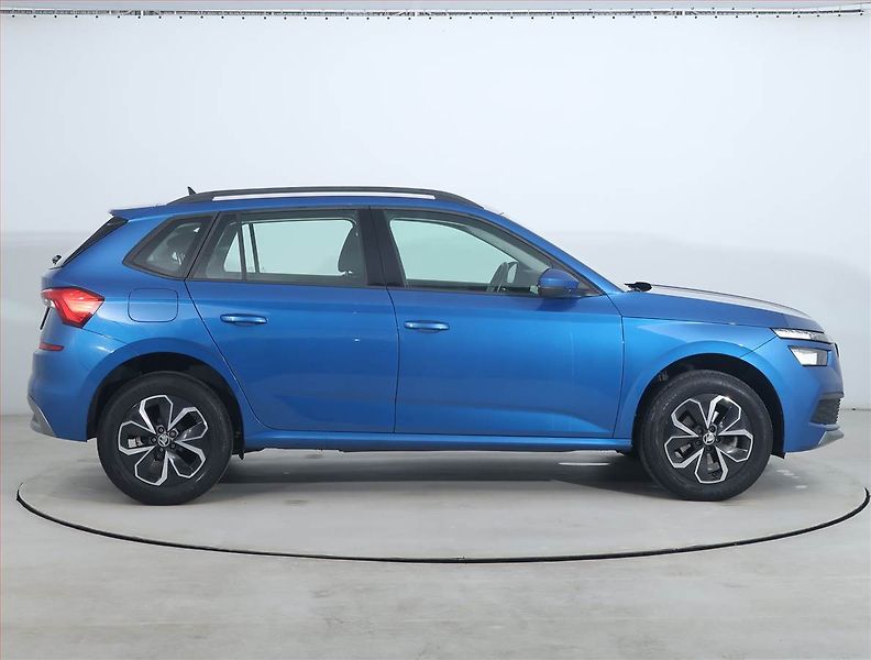 Škoda Kamiq (2022) 1.0 TSI, Serv.kniha, Tempomat - fotka 6 z 19