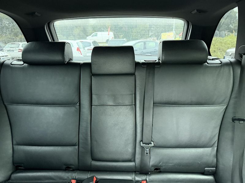 BMW X5 3.0 D 160kW  KŮŽE 4x4 - fotka 17 z 25