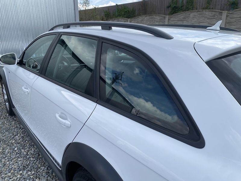 Audi A4 Allroad 2.0TDi 190PS 4x4 AUT SERVIS 1A - fotka 30 z 151