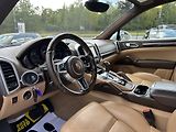 Porsche Cayenne (2015) Porsche Cayenne 2015 - náhled 11