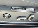 Volkswagen Golf 1,5 e-TSi 96kW 7DSG STYLE  8 - náhled 22