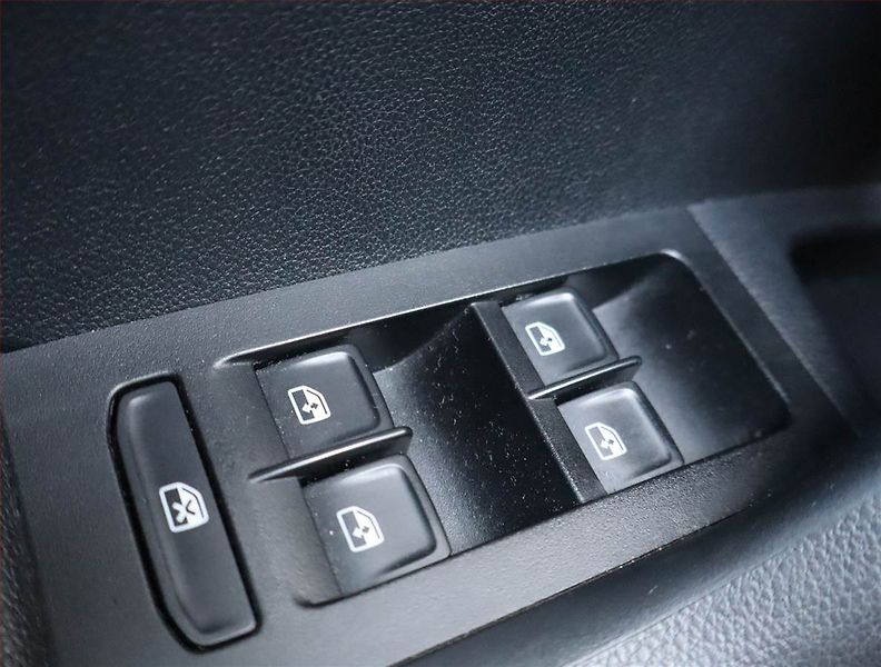 Škoda Octavia (2018) 1.6 TDI, Tempomat - fotka 19 z 22