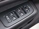 Volvo V60 2,0 B4 AWD Cross Country DPH - náhled 16