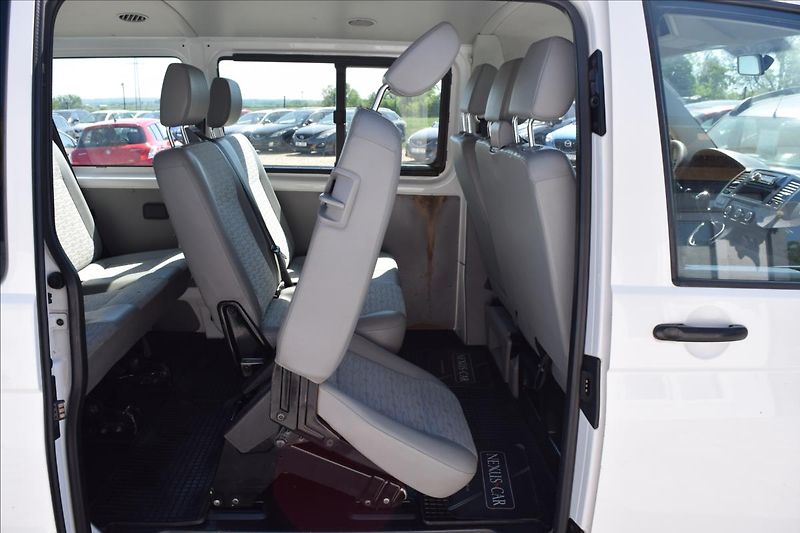 Volkswagen Transporter 2,0 TDI 103KW 9MÍST 4X4 PO STK - fotka 23 z 46