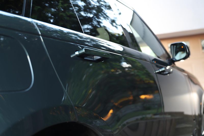 Land Rover Range Rover (2023) 3.0D mHEV D250 HSE AWD AT - fotka 11 z 42
