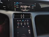 Porsche Taycan Cross Turisno 4S 93kWH  92,6% - náhled 31