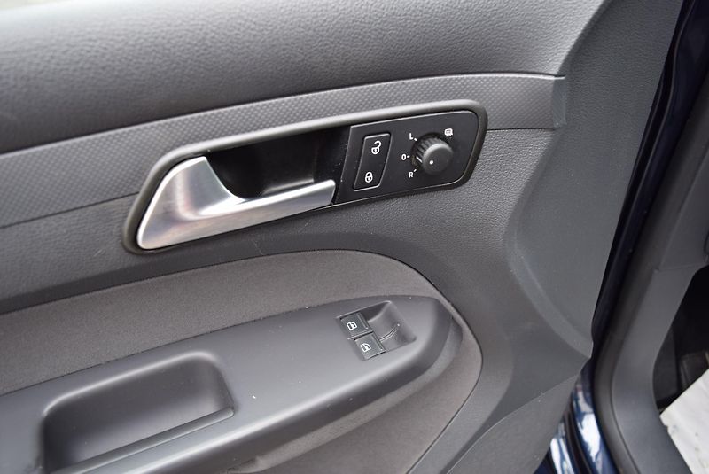 Volkswagen Caddy (2015) 2.0TDI 103kw TRENDLINE TAŽNÉ  - fotka 20 z 49